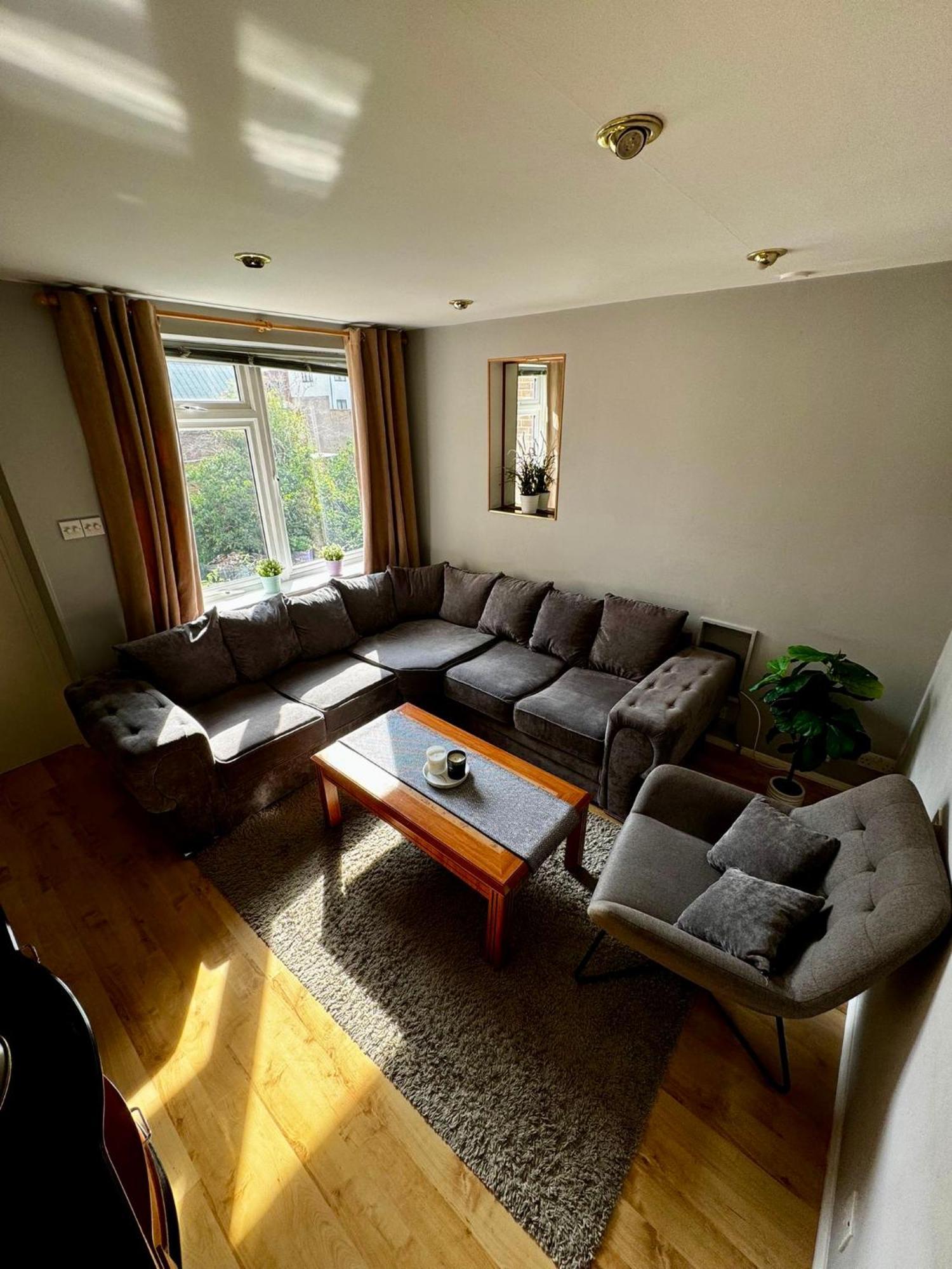 Amazing En-Suite Apartment In Finchley Central London Ngoại thất bức ảnh