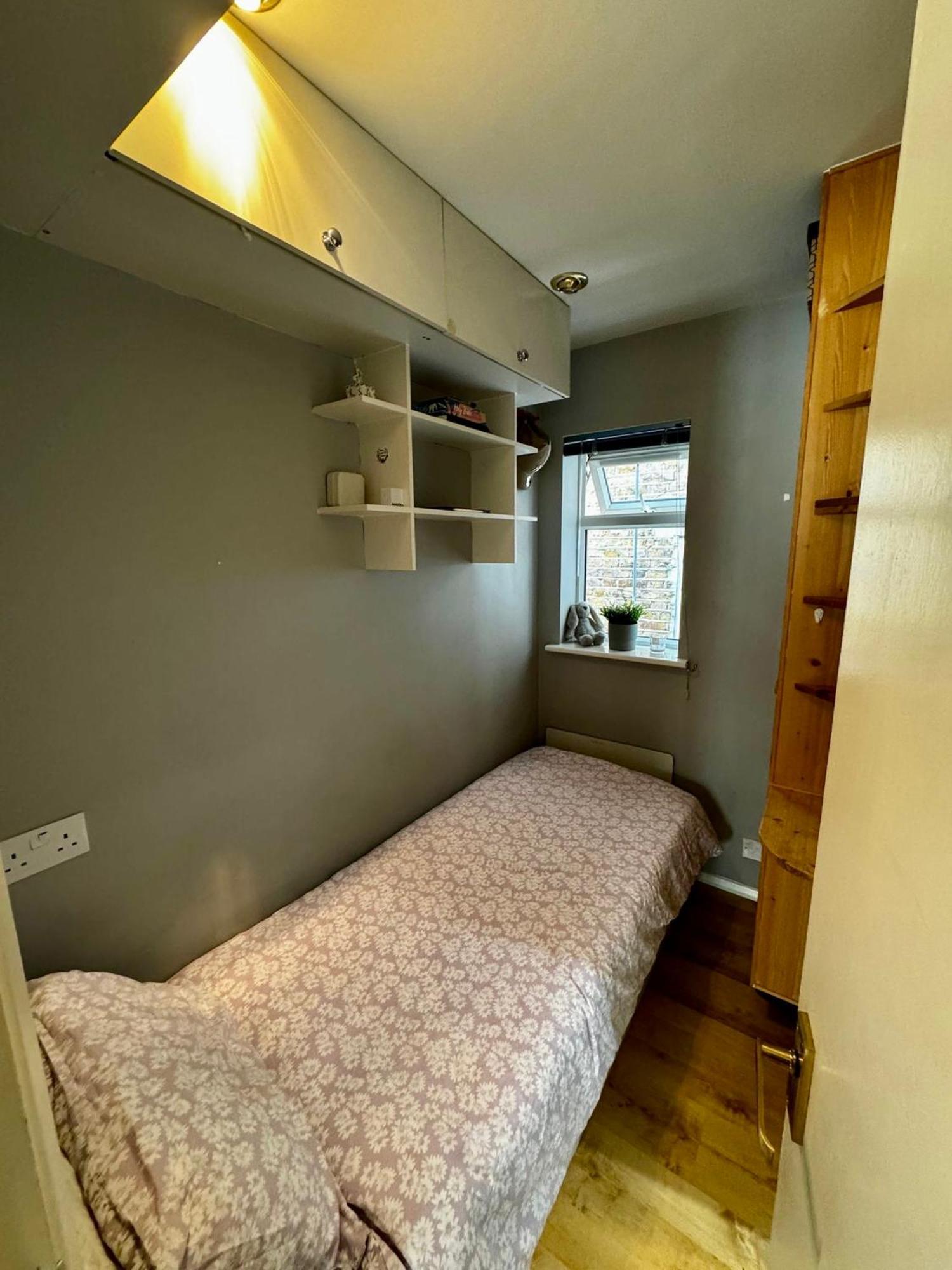 Amazing En-Suite Apartment In Finchley Central London Ngoại thất bức ảnh