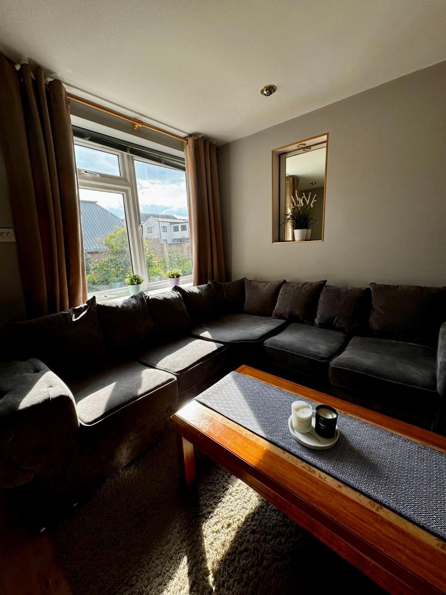 Amazing En-Suite Apartment In Finchley Central London Ngoại thất bức ảnh
