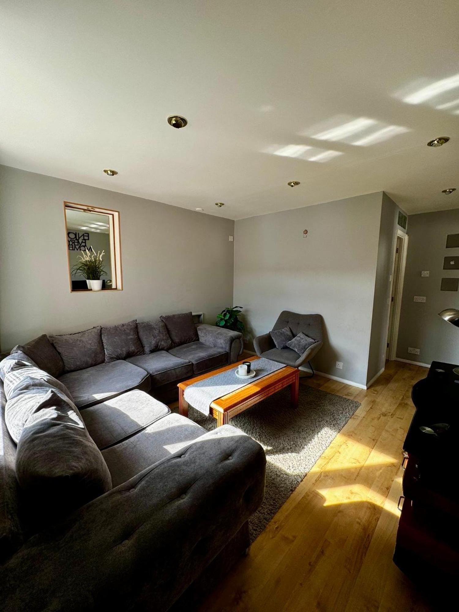 Amazing En-Suite Apartment In Finchley Central London Ngoại thất bức ảnh