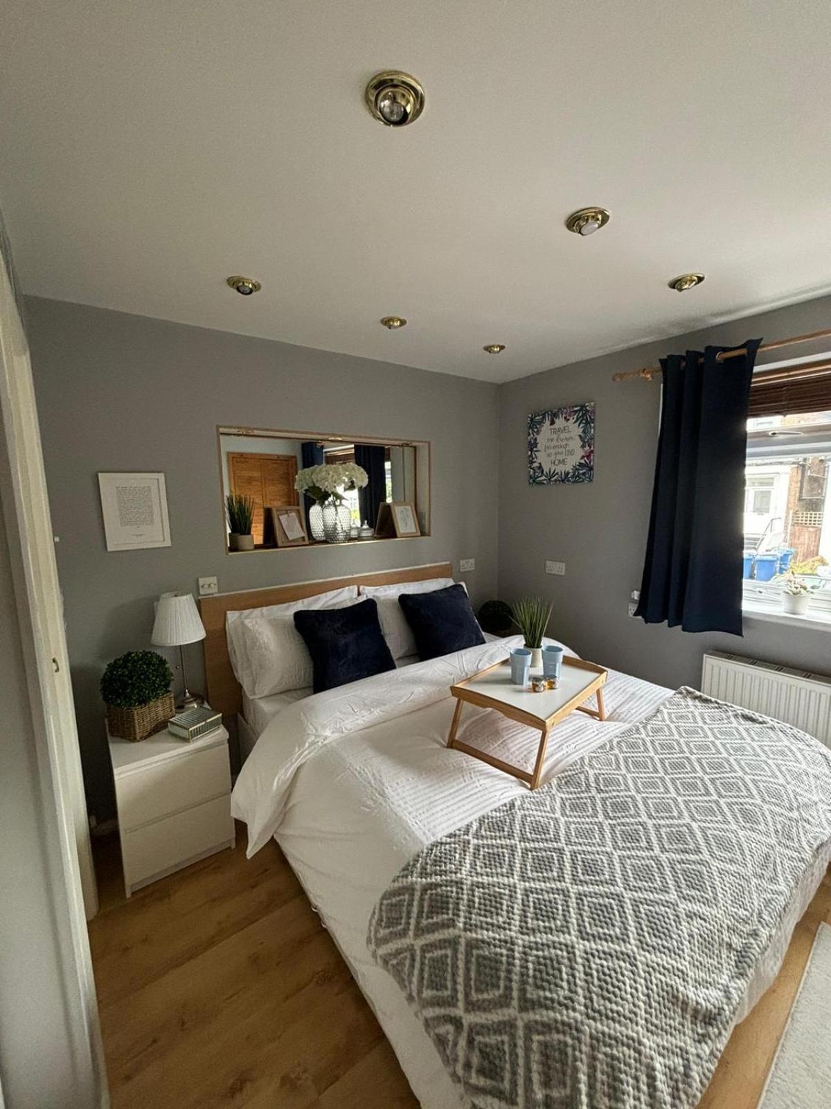 Amazing En-Suite Apartment In Finchley Central London Ngoại thất bức ảnh